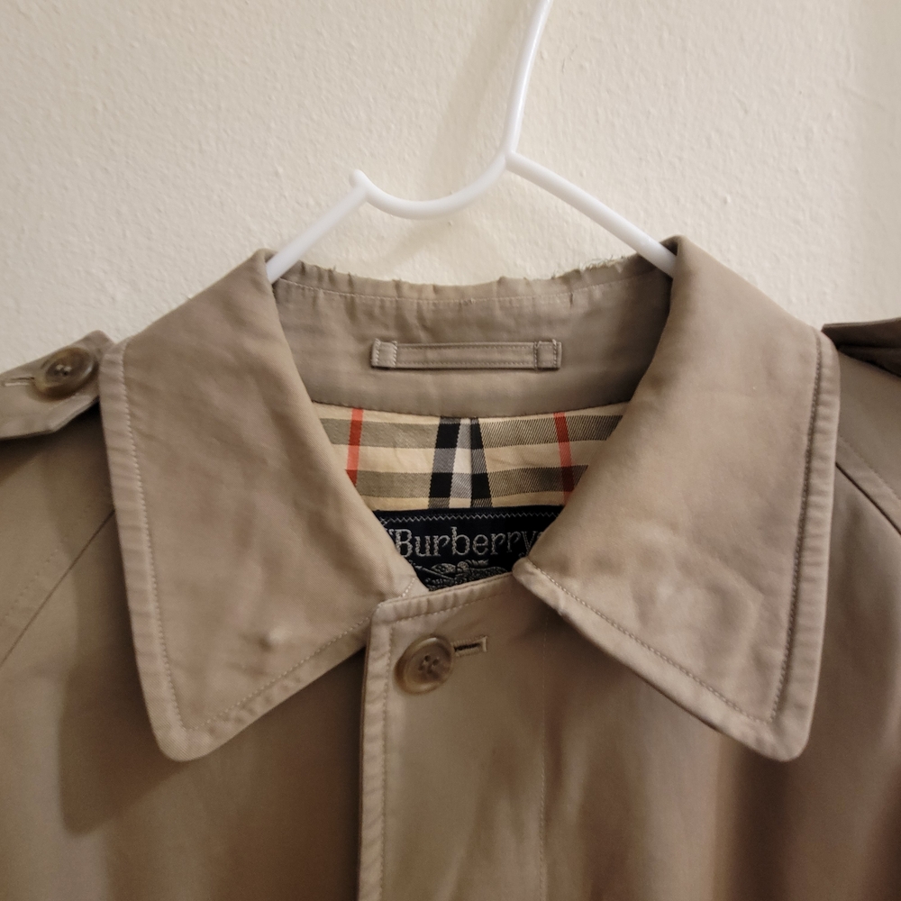 Men's Beige Trench Coat - Picture 6 of 8